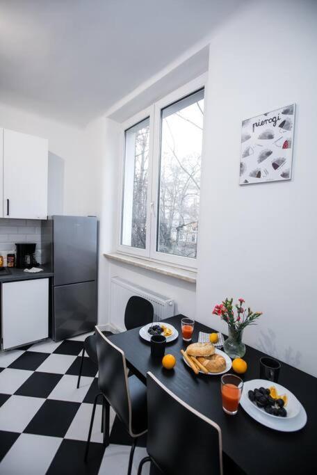 Cozy, Fully Equipped Apartment In Mokotow District 바르샤바 외부 사진